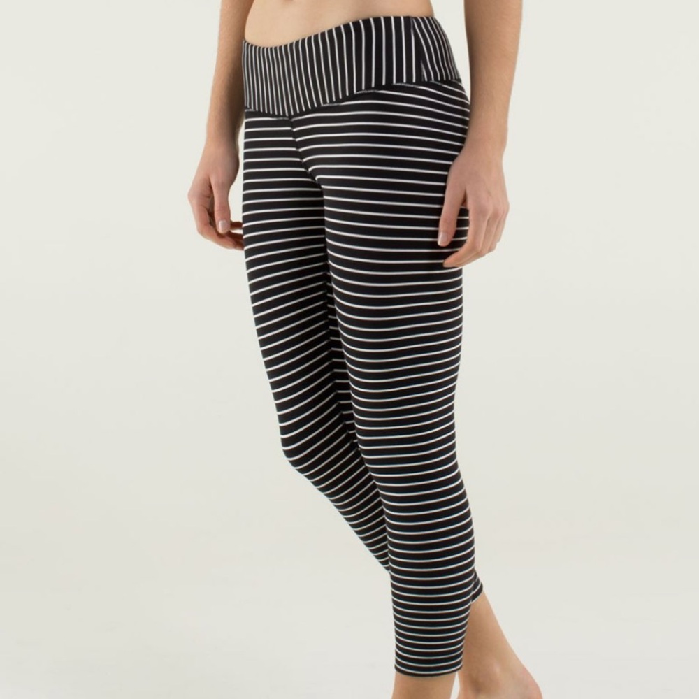 Lululemon‎ Parallel Stripe Crops